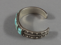 Navajo%20artist%2C%20%3Cb%3E%3Ci%3E%20Bracelet%3C%2Fi%3E%3C%2Fb%3E%2C%20ca.%201950%2C%20silver%20and%20turquoise%2C%20The%20Elizabeth%20Cole%20Butler%20Collection%2C%20no%20known%20copyright%20restrictions%2C%202012.92.153